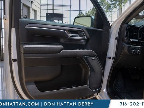 Used 2023 Chevrolet Silverado 1500 LTZ AWD/4WD image 16