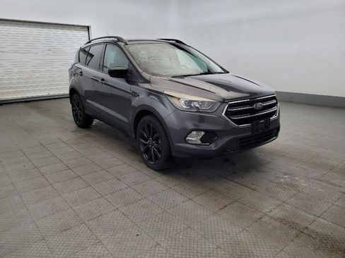 Used 2018 Ford Escape SE w/ SE Sport Appearance Package FWD image 13