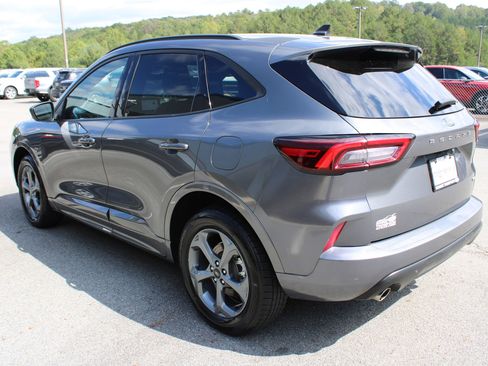 Used 2023 Ford Escape ST-Line image 5