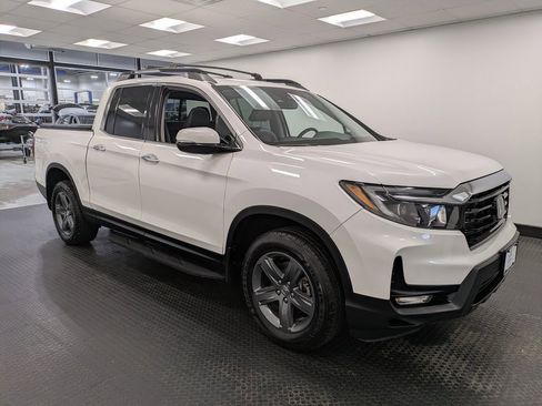 Used 2023 Honda Ridgeline RTL-E image 3