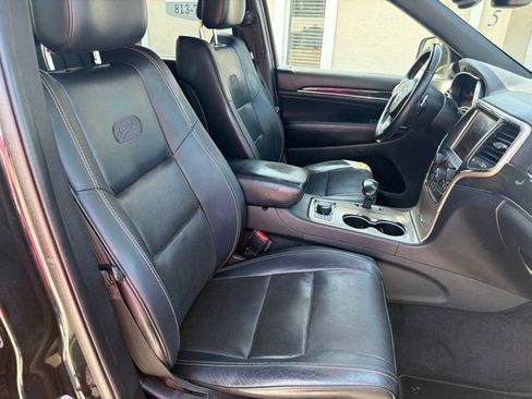 Used 2015 Jeep Grand Cherokee Overland AWD/4WD image 14