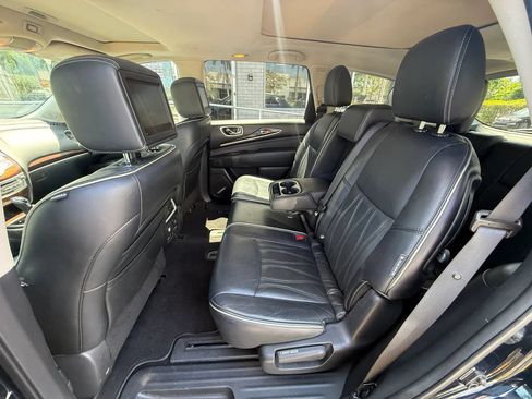 Used 2019 INFINITI QX60 Luxe w/ Sensory Package FWD image 12