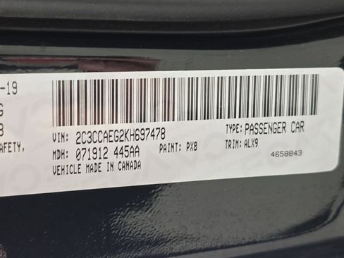 Used 2019 Chrysler 300 Limited RWD image 33