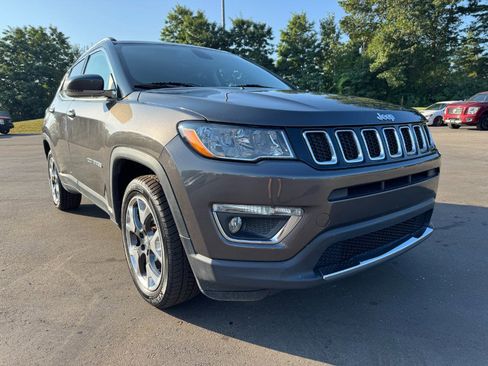 Used 2018 Jeep Compass Limited image 7
