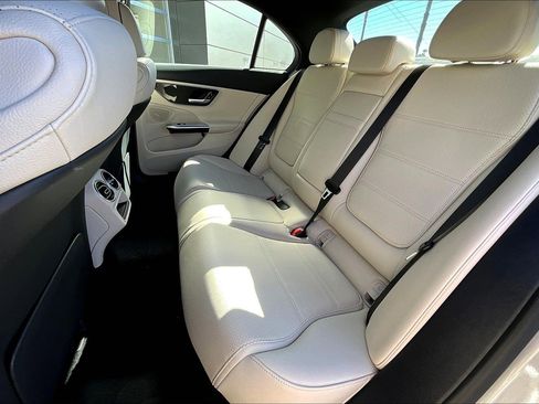 Used 2024 Mercedes-Benz C 300 Sedan image 26