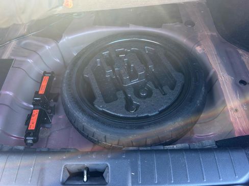 Used 2021 Nissan Sentra SV image 47