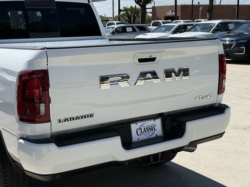 Used 2026 RAM 2500 Laramie AWD/4WD image 6