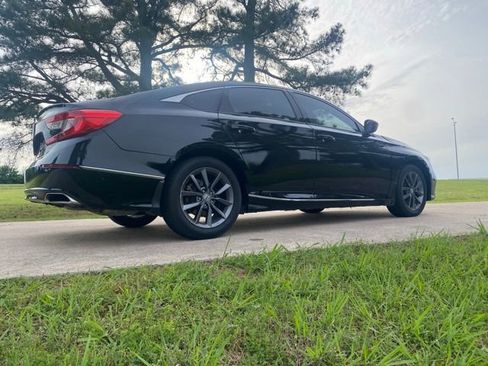 Used 2020 Honda Accord EX-L image 12
