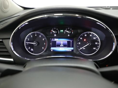 Certified 2022 Buick Encore Preferred w/ Safety Package AWD/4WD image 5
