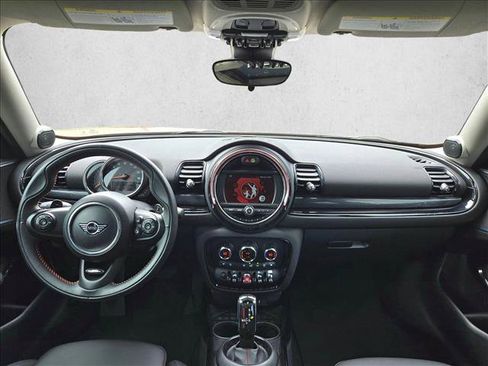 Used 2020 MINI Cooper Clubman S FWD image 13