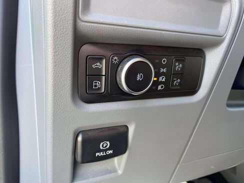 Used 2025 Ford F150 XLT w/ Equipment Group 301A Standard AWD/4WD image 27