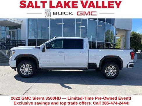 Used 2022 GMC Sierra 3500 Denali w/ Denali Ultimate Package AWD/4WD image 2