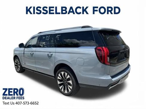 Used 2025 Ford Expedition Max Platinum w/ Driver's Package AWD/4WD image 7