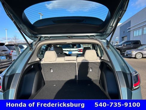 Certified 2024 Honda HR-V LX image 38