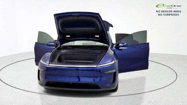Used 2026 Tesla Model Y AWD image 13