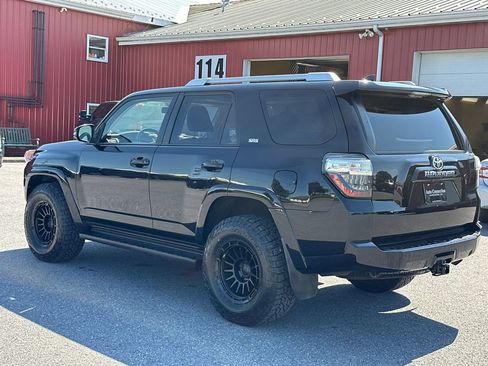 Used 2016 Toyota 4Runner SR5 Premium AWD/4WD image 6