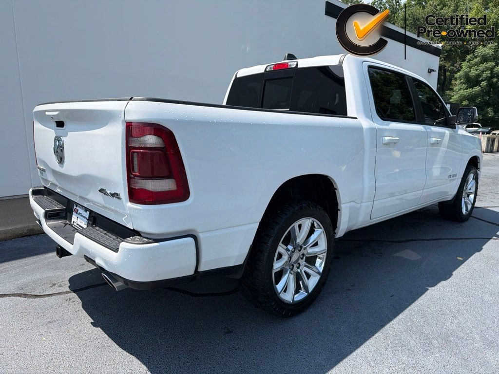 Used 2024 RAM 1500 Laramie AWD/4WD image 9