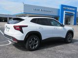 New 2025 Chevrolet Trax LT w/ Driver Confidence Package image 4