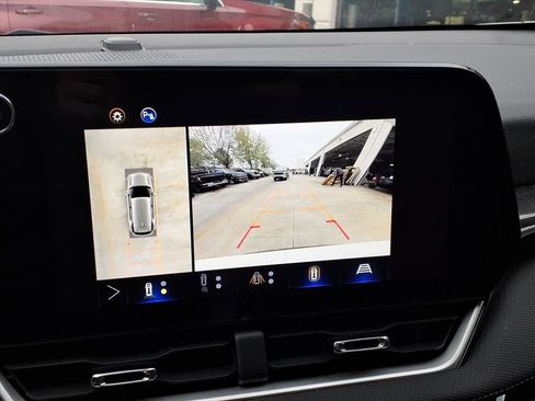 Used 2025 Chevrolet Equinox LT w/ Safety and Technology Package image 15