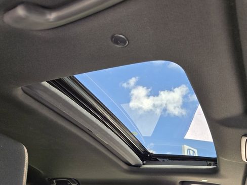 Used 2024 Honda CR-V Sport image 18