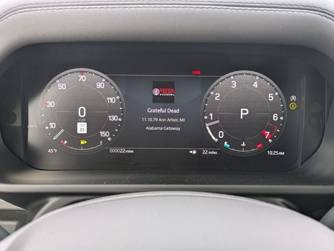 New 2026 Land Rover Defender 110 S image 10