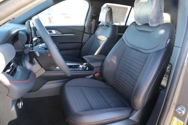New 2027 Ford Explorer ST-Line w/ Premium Package AWD/4WD image 14
