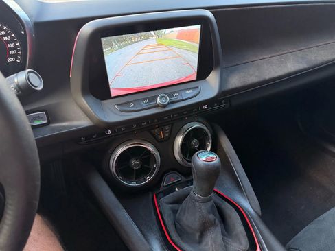 Used 2017 Chevrolet Camaro ZL1 RWD image 11