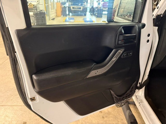 Used 2016 Jeep Wrangler Unlimited Sport AWD/4WD image 41