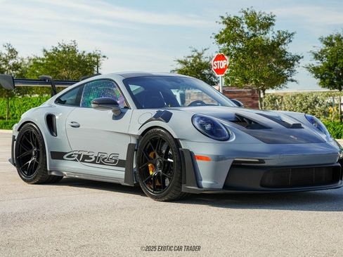 Used 2025 Porsche 911 GT3 RS image 12