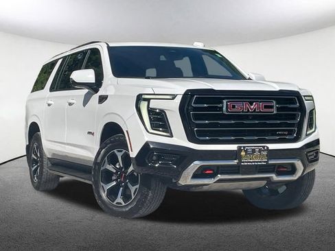 Certified 2025 GMC Yukon XL AT4 w/ LPO, Floor Liner Package AWD/4WD image 18