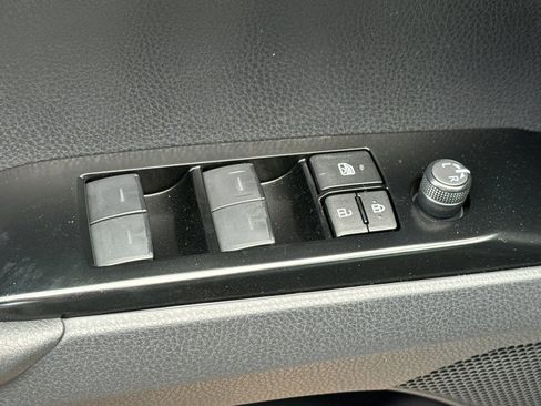 New 2026 Toyota Camry SE FWD image 12