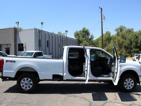 Used 2024 Ford F350 XLT w/ FX4 Off-Road Package AWD/4WD image 18