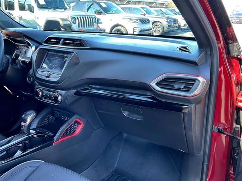 Used 2022 Chevrolet TrailBlazer RS image 19