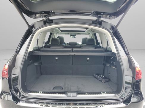 Used 2026 Mercedes-Benz GLS 450 4MATIC image 9