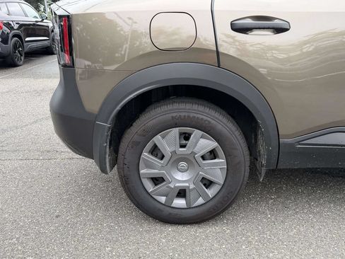Used 2025 Nissan Kicks S w/ Interior Electronics Package AWD/4WD image 11