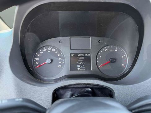 Used 2021 Mercedes-Benz Sprinter 2500 image 21