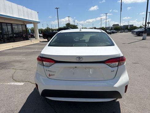 Used 2022 Toyota Corolla LE FWD image 5
