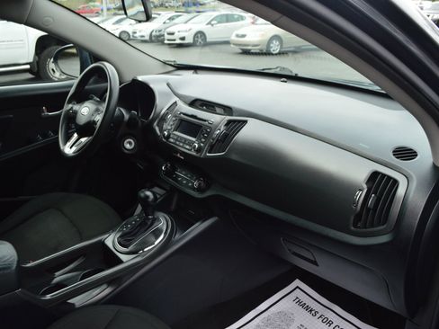 Used 2012 Kia Sportage LX FWD image 23