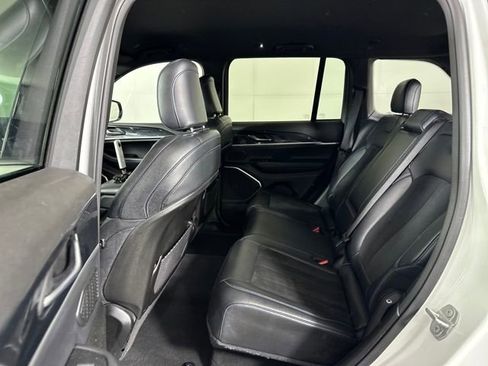 Used 2023 Jeep Grand Cherokee Trailhawk image 25