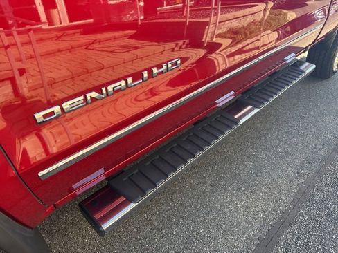 Used 2018 GMC Sierra 3500 Denali w/ Duramax Plus Package image 7