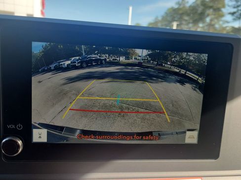 Certified 2025 Toyota Tacoma SR5 image 18