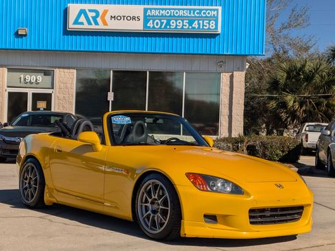 Used 2002 Honda S2000 Convertible 2D image 4
