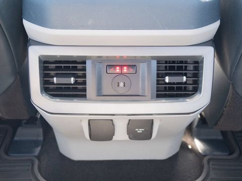 Used 2023 Ford F350 Limited w/ FX4 Off-Road Package AWD/4WD image 20