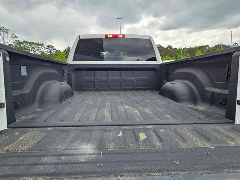 Used 2024 RAM 2500 Big Horn w/ Off Road Package AWD/4WD image 29