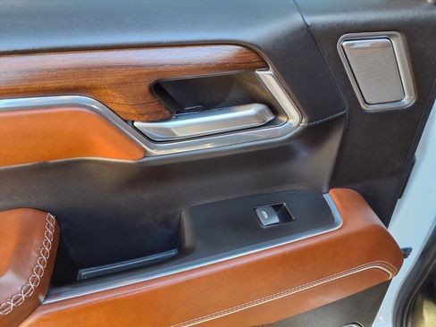 Used 2024 GMC Sierra 1500 Denali Ultimate image 18