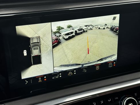 Used 2024 GMC Sierra 1500 Denali Ultimate AWD/4WD image 19