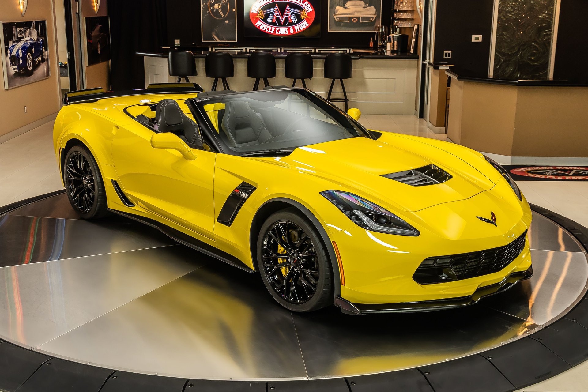 Used 2017 Chevrolet Corvette Z06 RWD image 11
