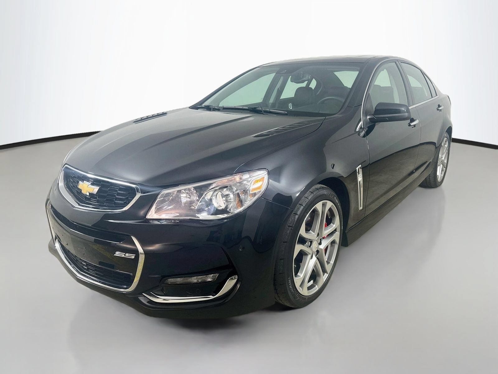 Used 2017 Chevrolet SS RWD image 1