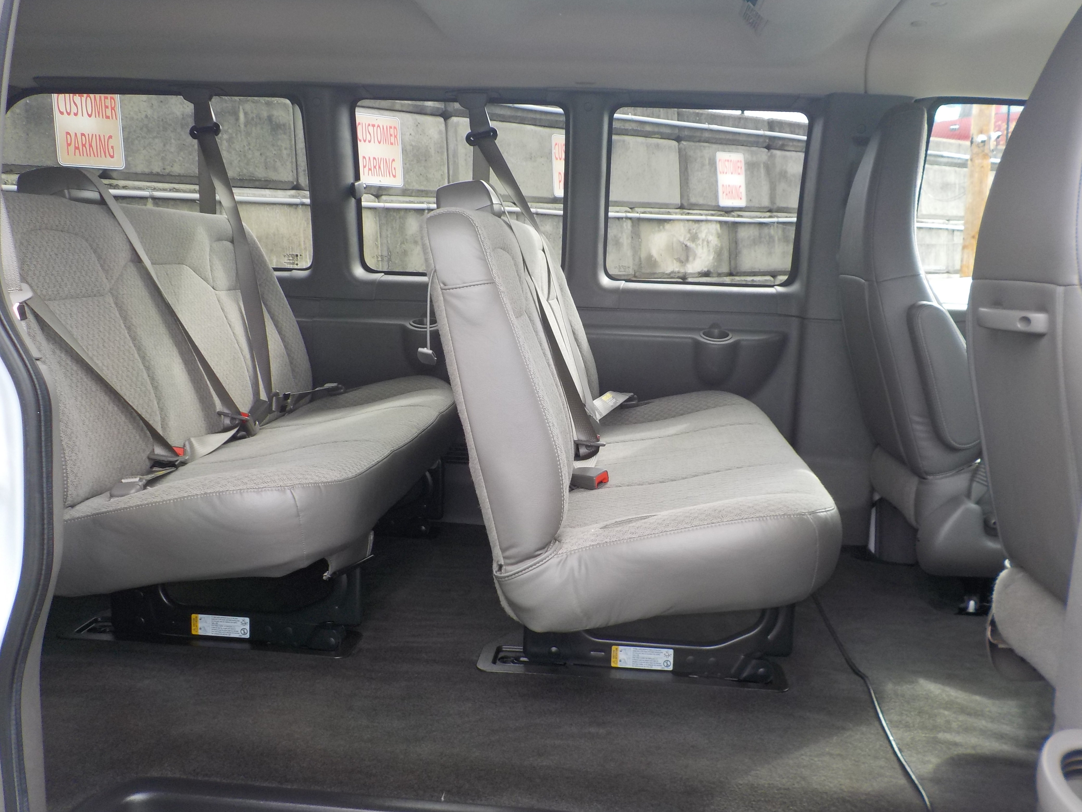Used 2017 Chevrolet Express 3500 LT w/ LT Preferred Equipment Group RWD image 21
