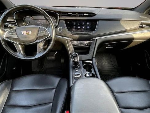 Used 2022 Cadillac XT5 Premium Luxury AWD/4WD image 7